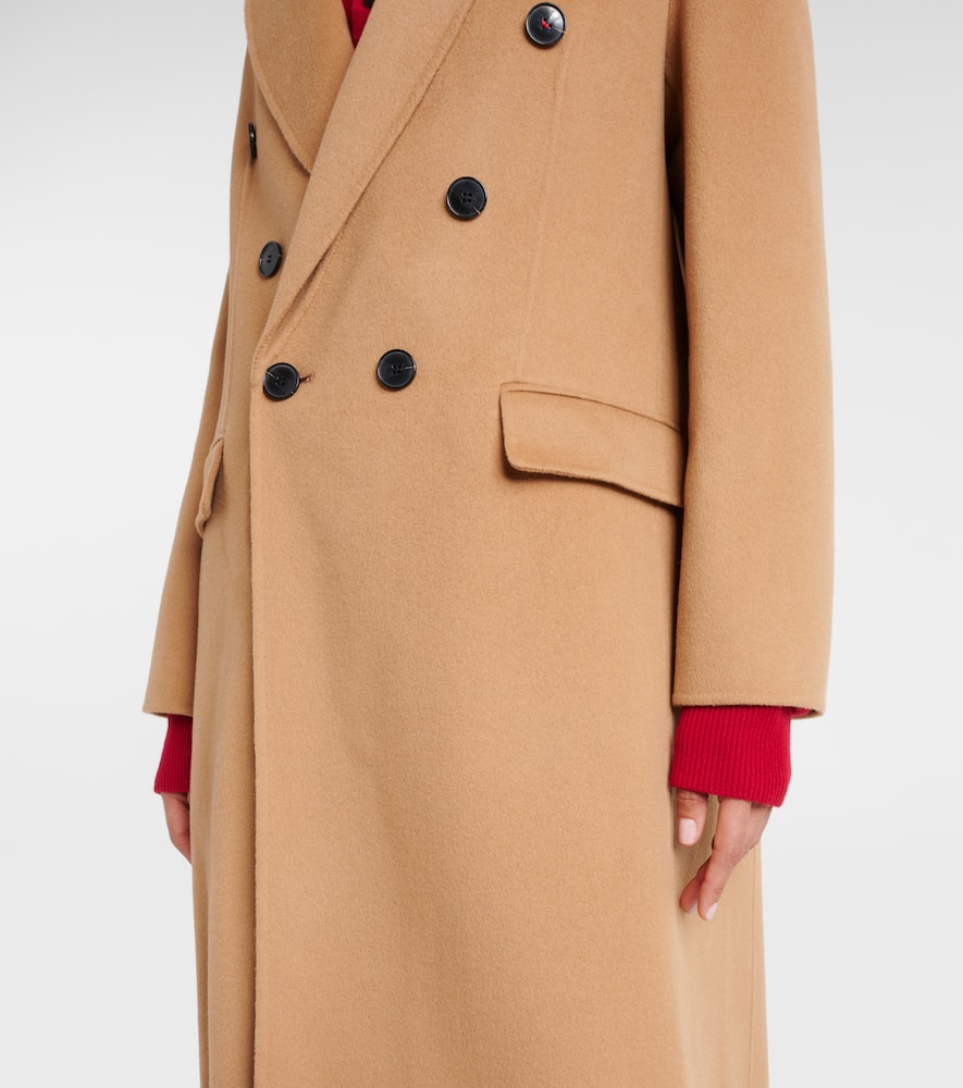 Wool and cashmere coat