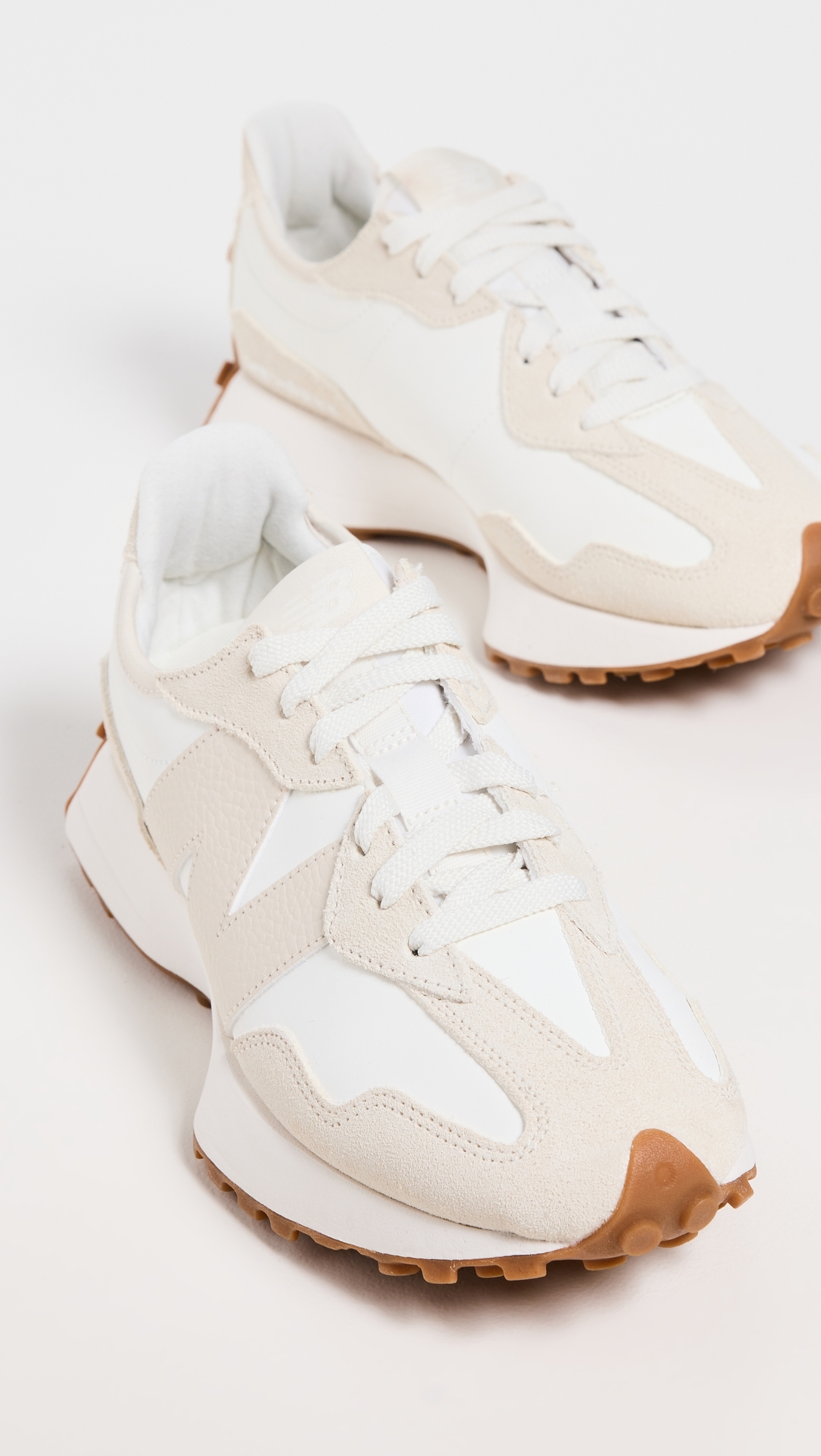 WS 327 Sneakers Beige White