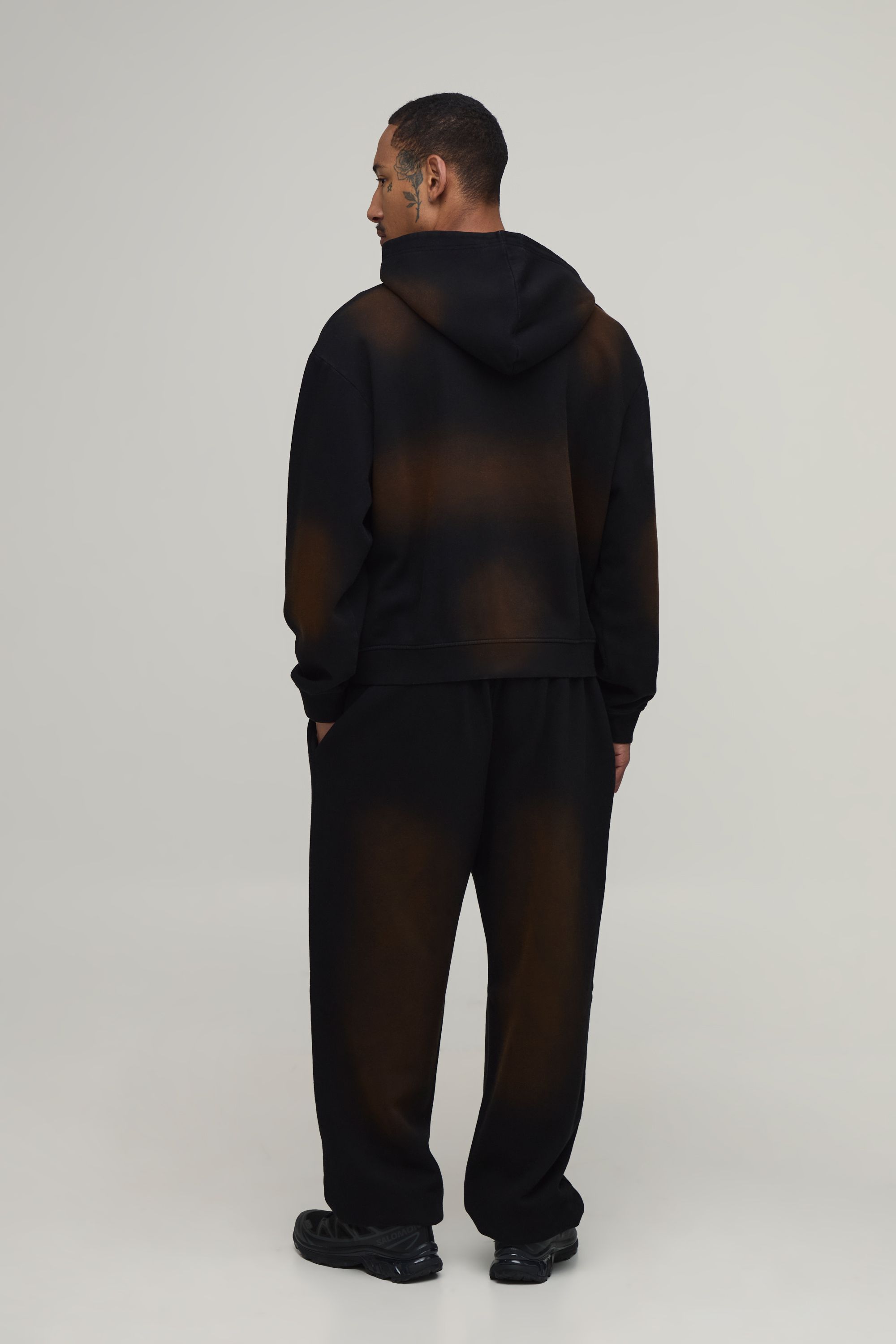 BoohooMAN Mens Oversized Boxy Spray Washed Tracksuit - Black Cotton - Sma