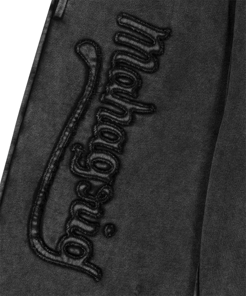 WASHED CUT OFF APPLIQUE SWEAT PANT BLACK