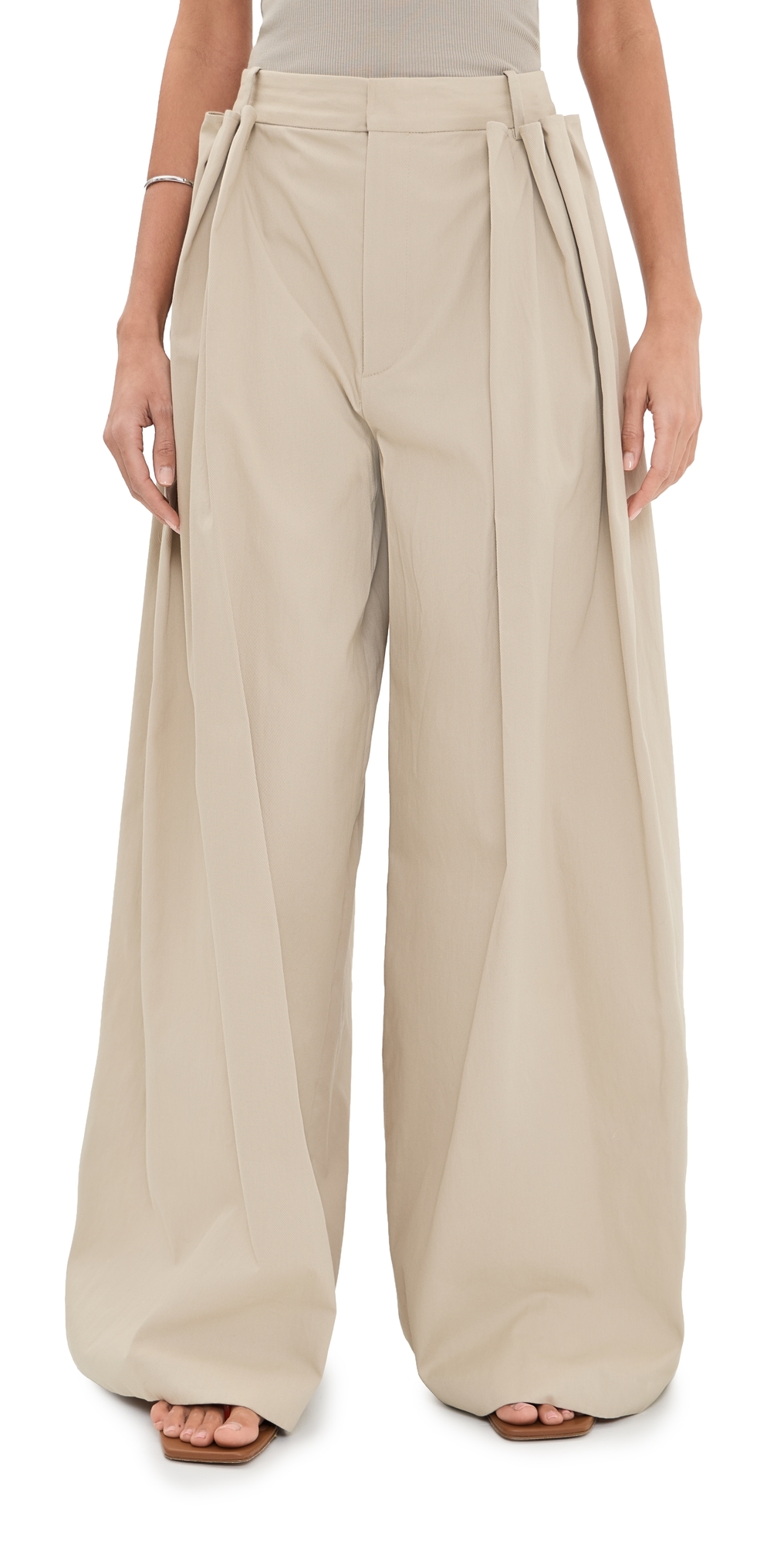 Luxe Twill Tucked Pleated Trousers Taupe