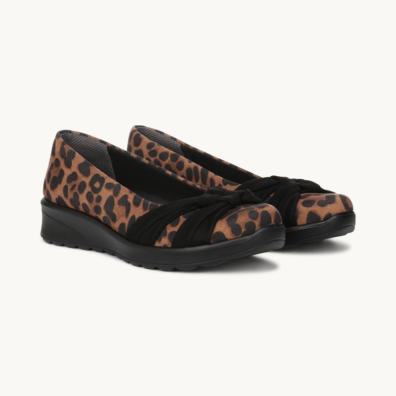 For Glamour Slip On Flat Shoes Brown Multi Microfiber