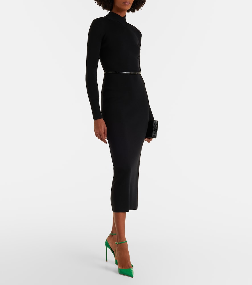 Vertigo patent leather pumps