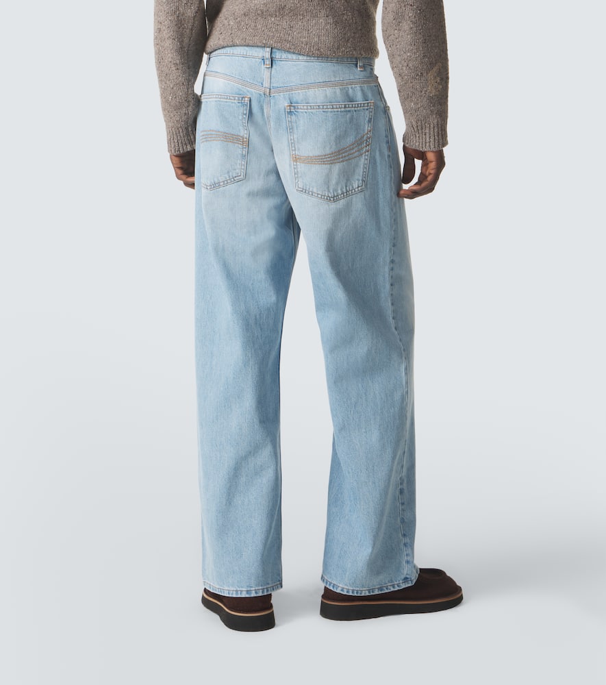 Wide-leg jeans