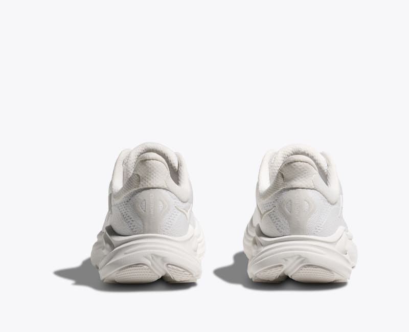HOKA Clifton 10 Shoes in White/White