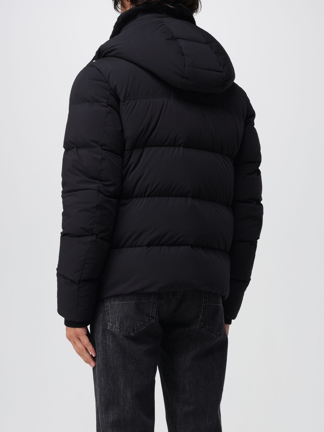 Coat Men color Black