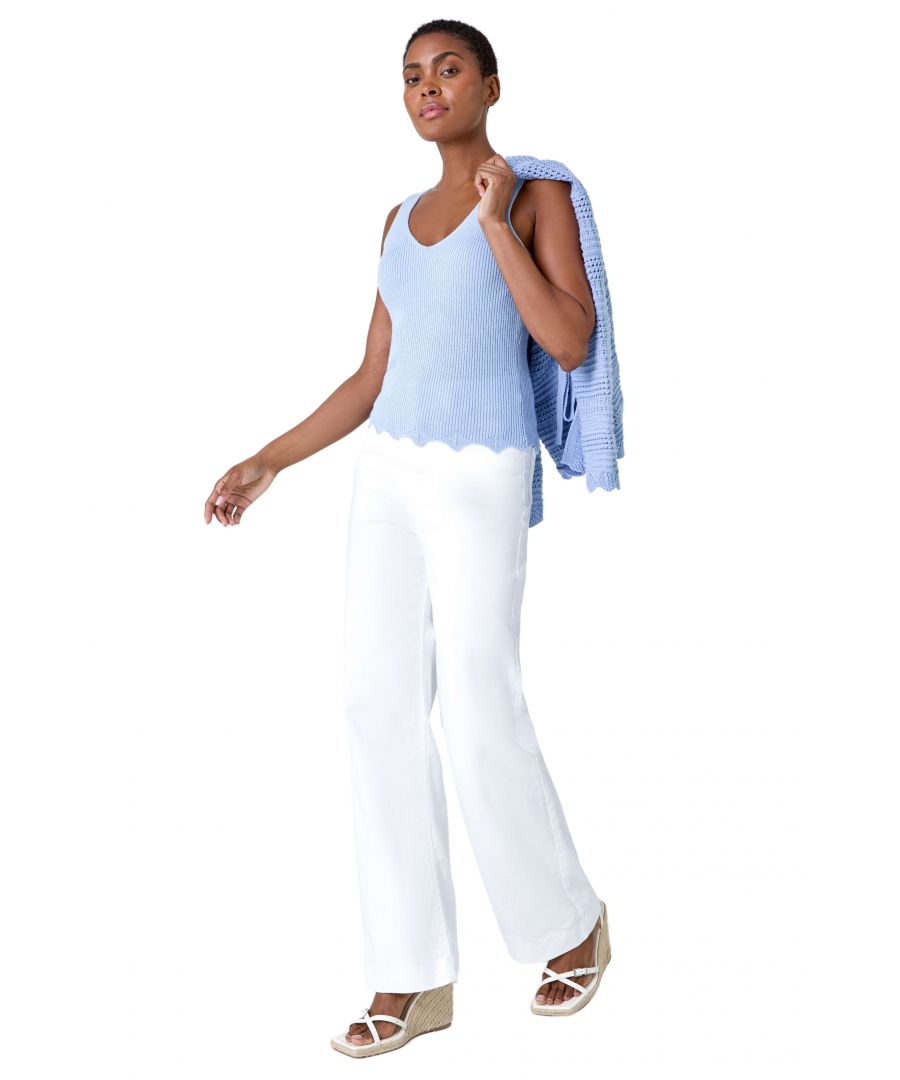 Roman Womens Scalloped Edge V-Neck Knit Vest - Blue