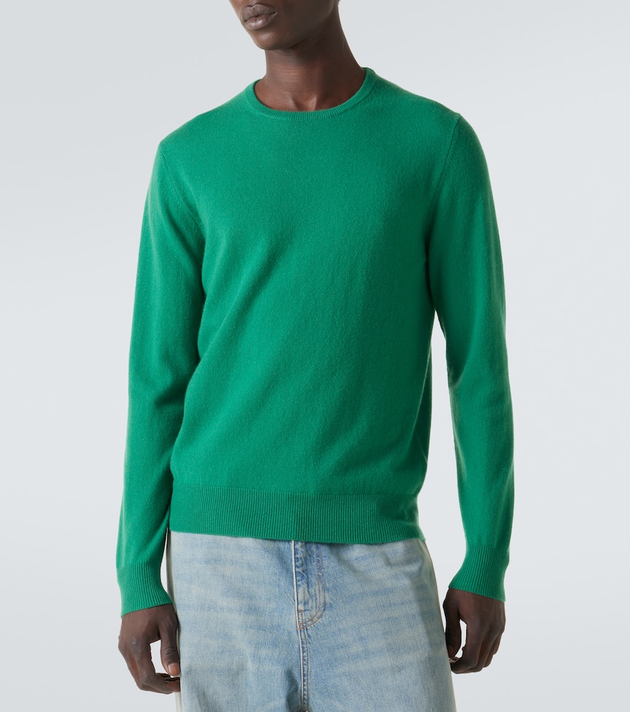Cashmere sweater