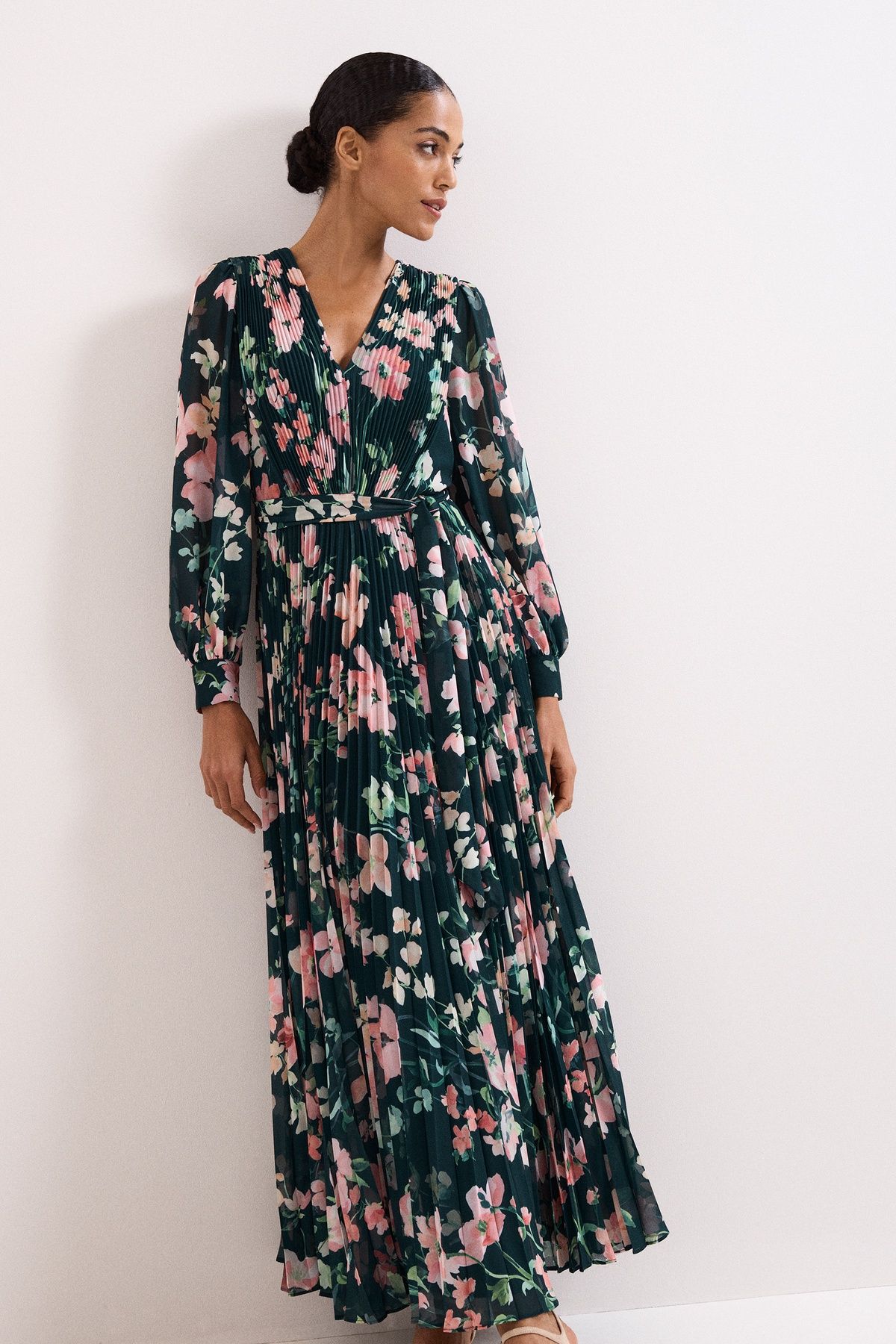 Phase Eight Women's Rosa V-Neck Floral Maxi Dress in Dark Navy