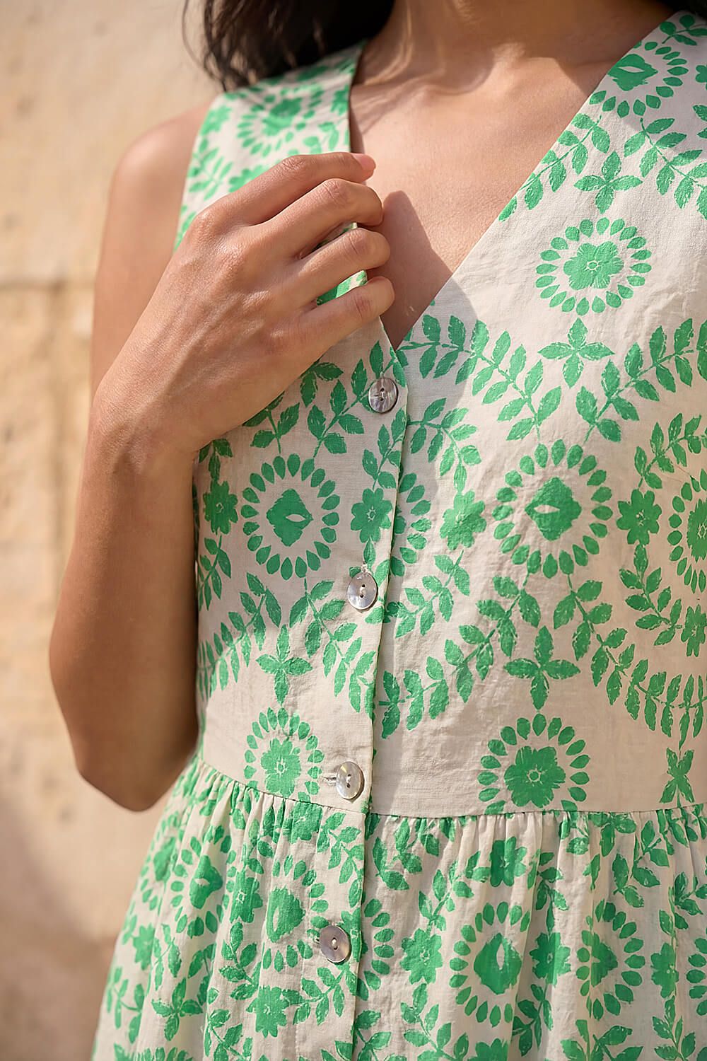 Roman Women's Petite Abstract Print Button Dress in Green