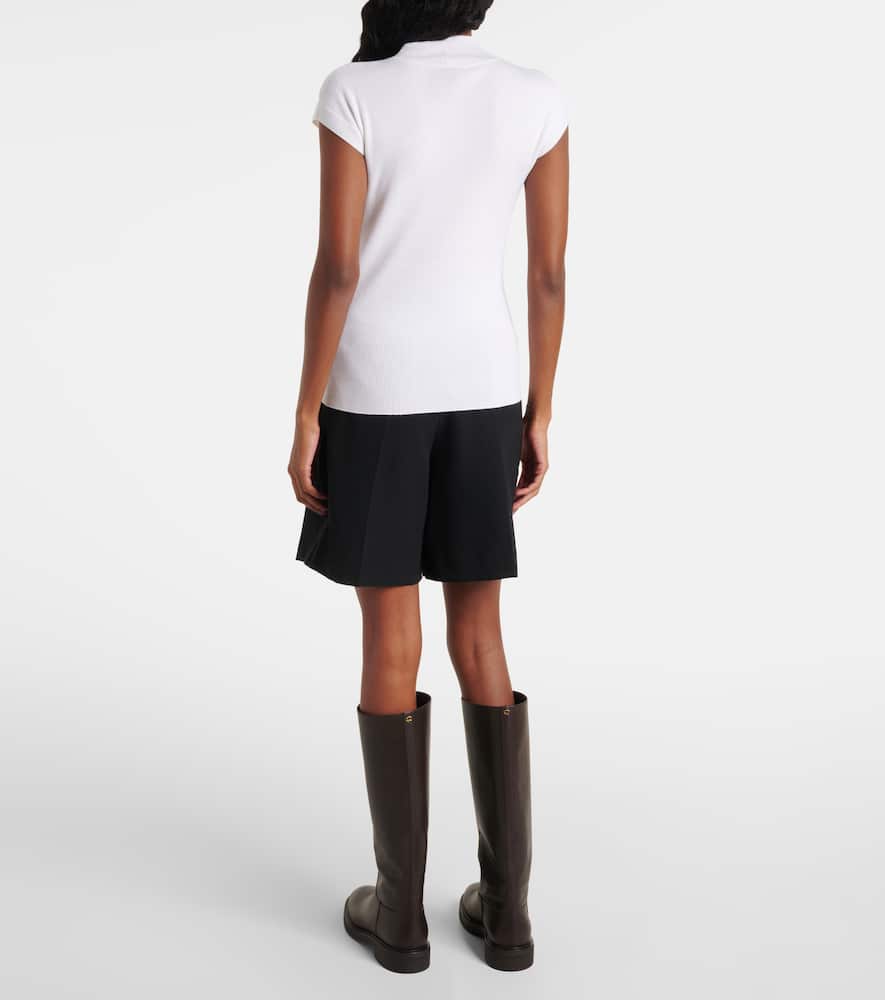 High-neck wool top
