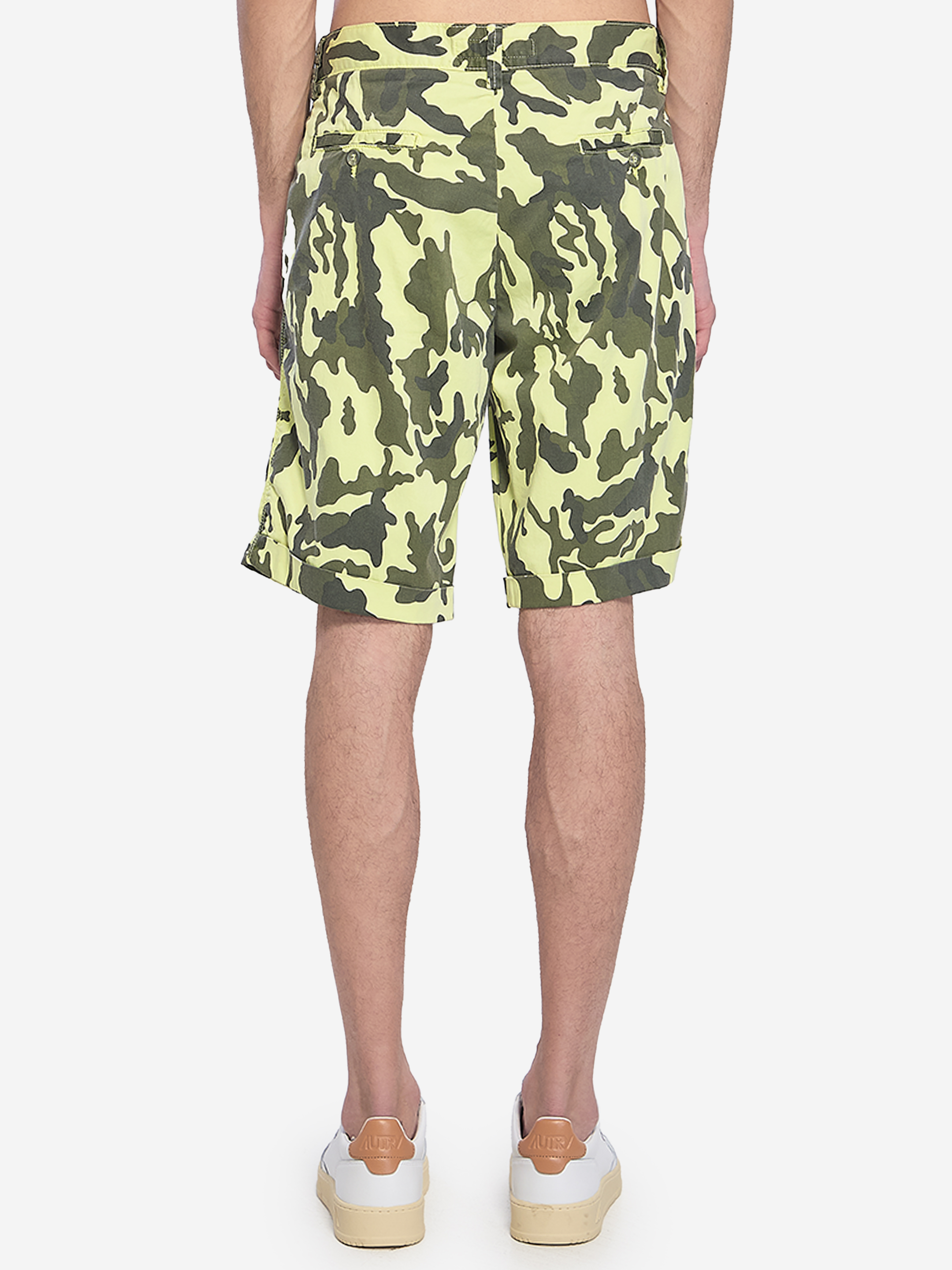 Camouflage bermuda shorts