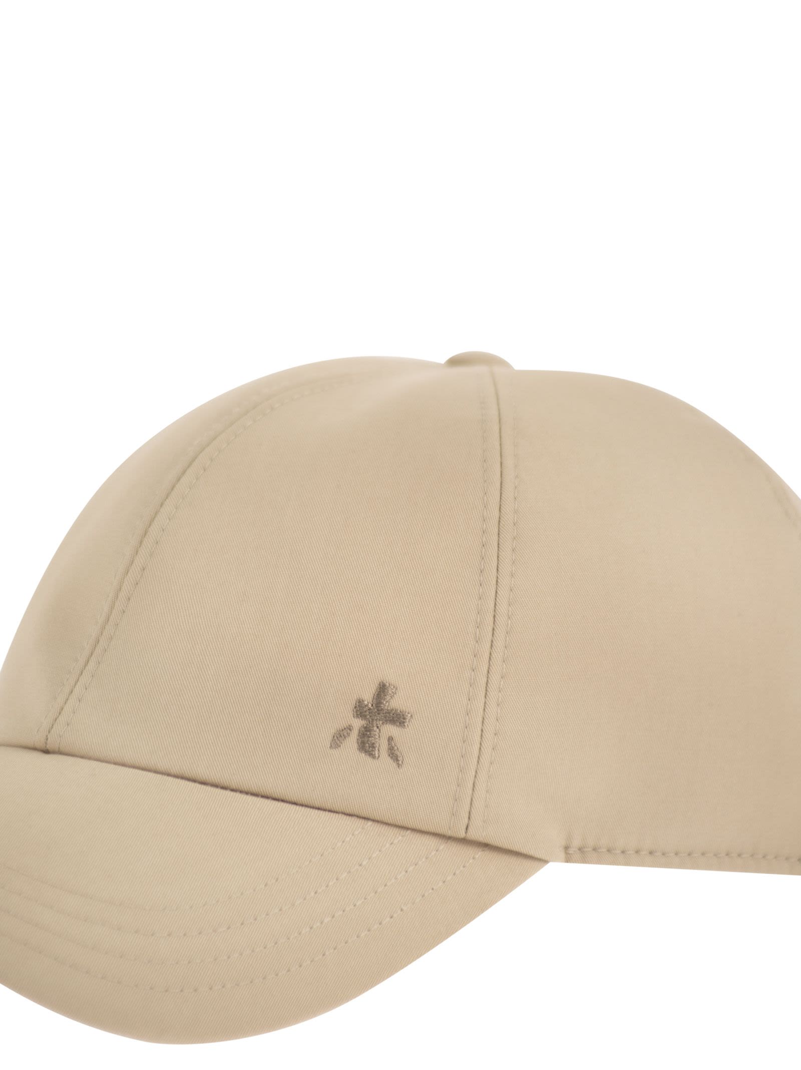Premiata baseballpet met geborduurd logo
