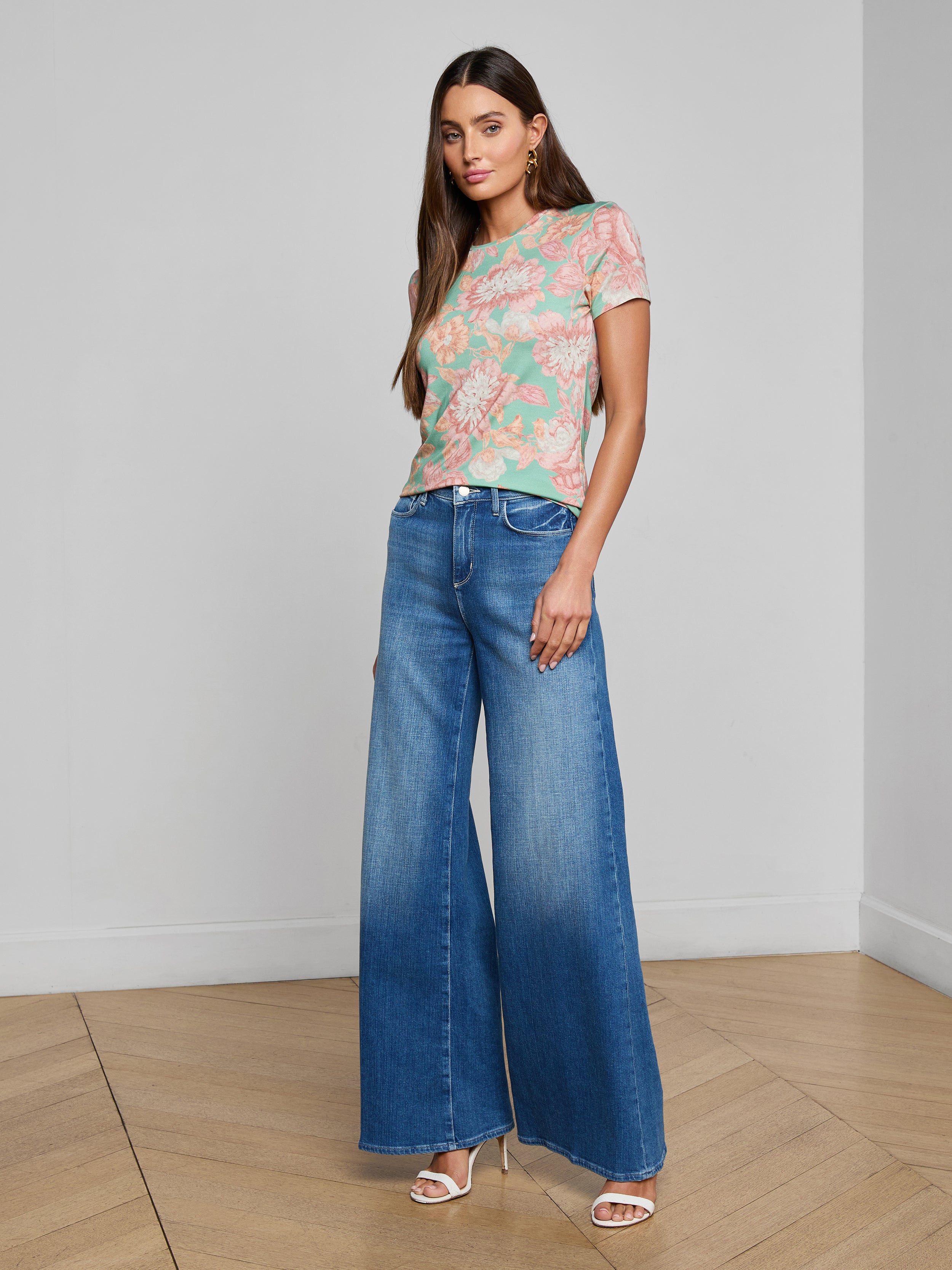 Ressi Fitted T-Shirt In Multi Soft Pastel Vintage Floral