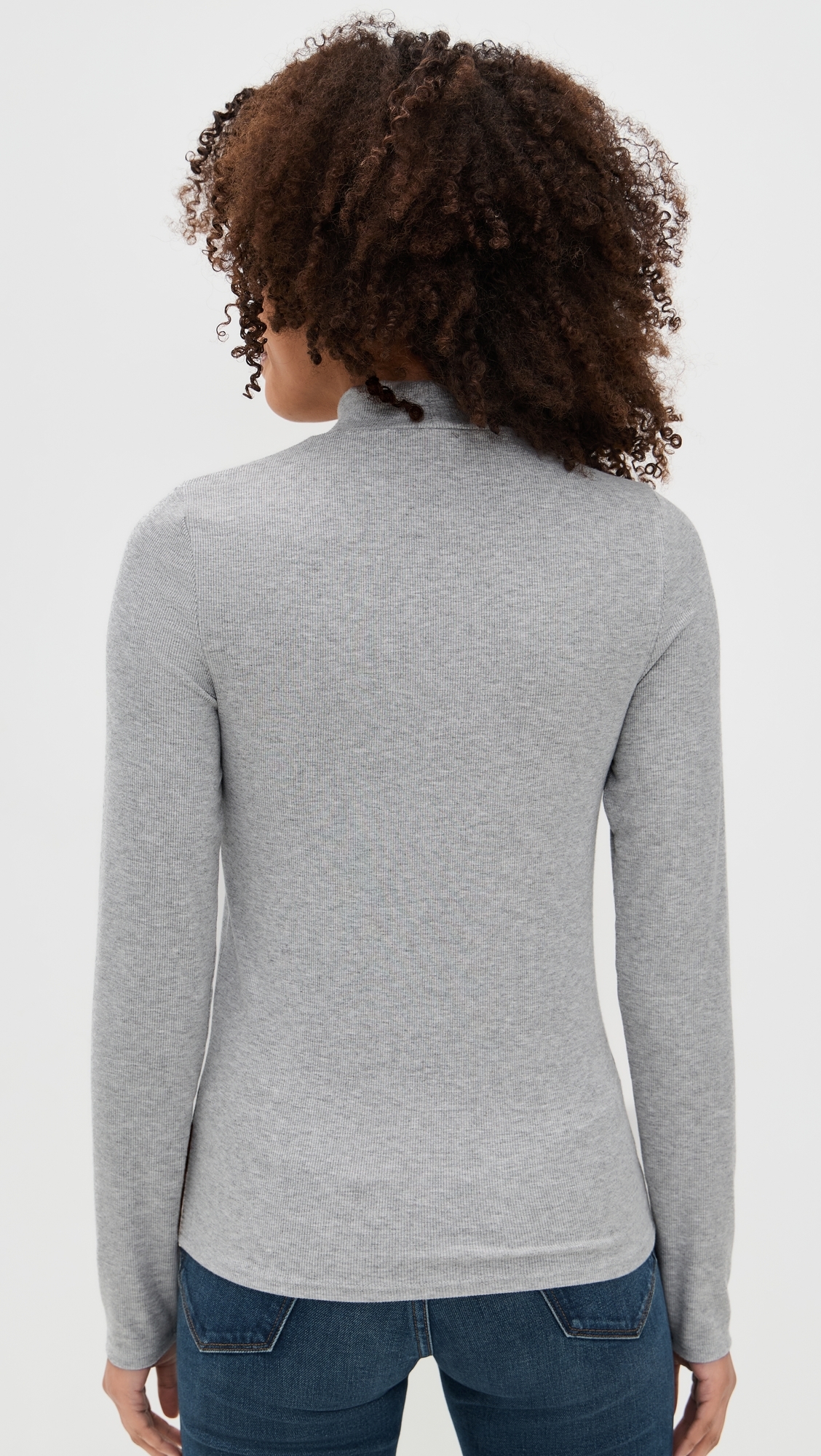 The Mock Neck Heather Grey P