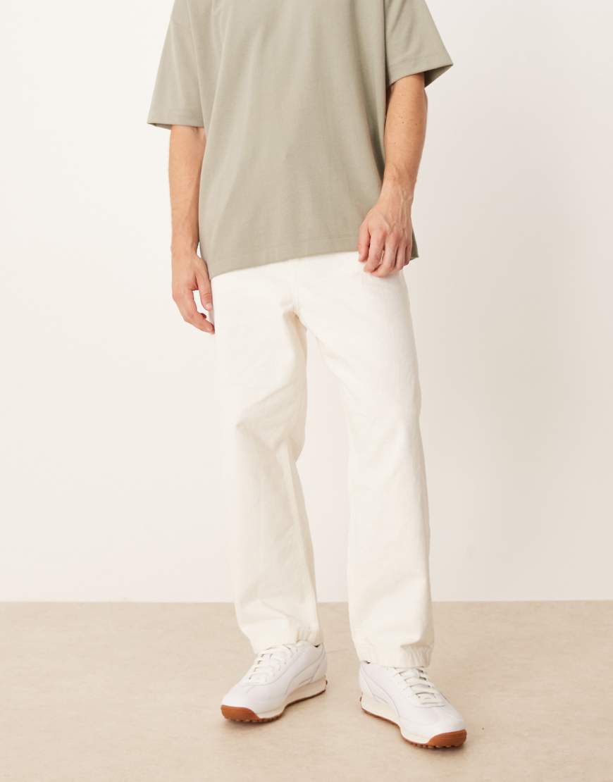 Loose straight jeans in ecru-White