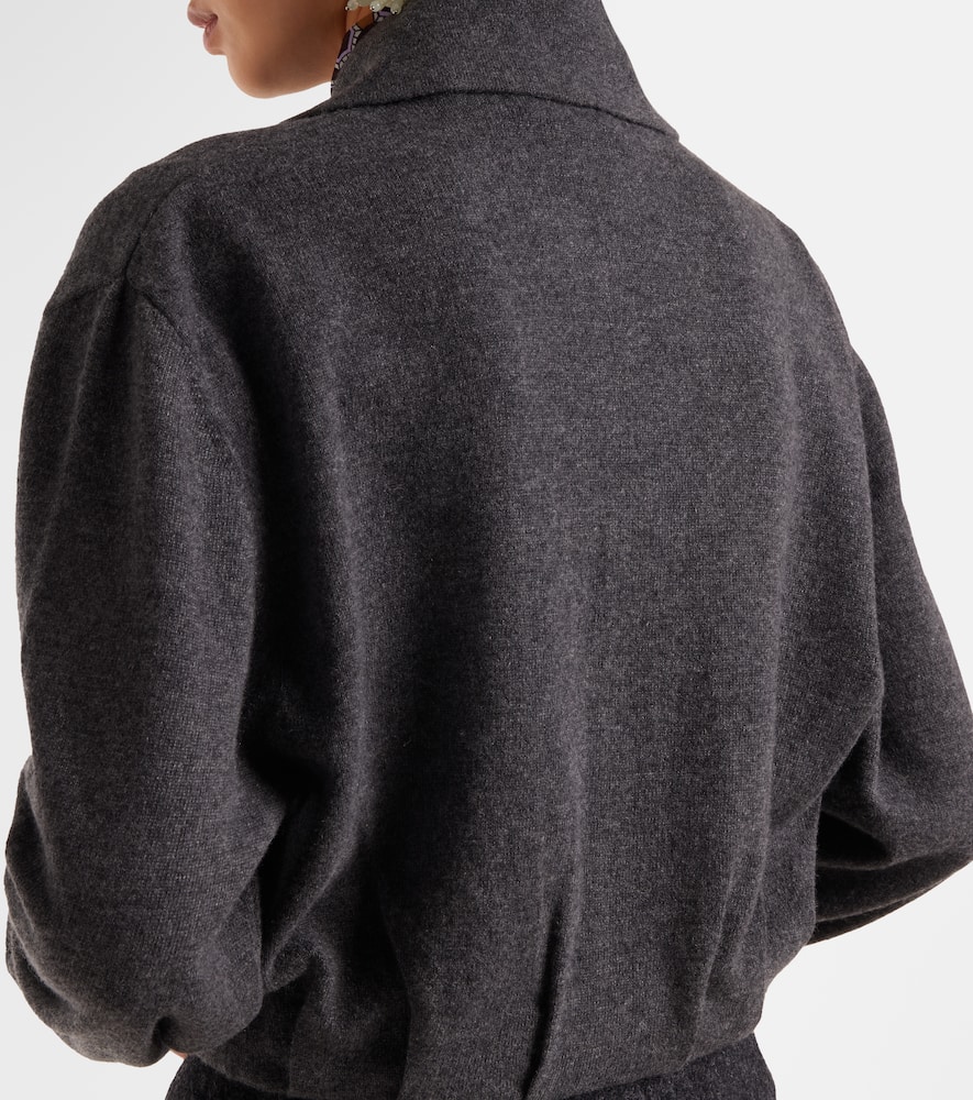 Cashmere cardigan