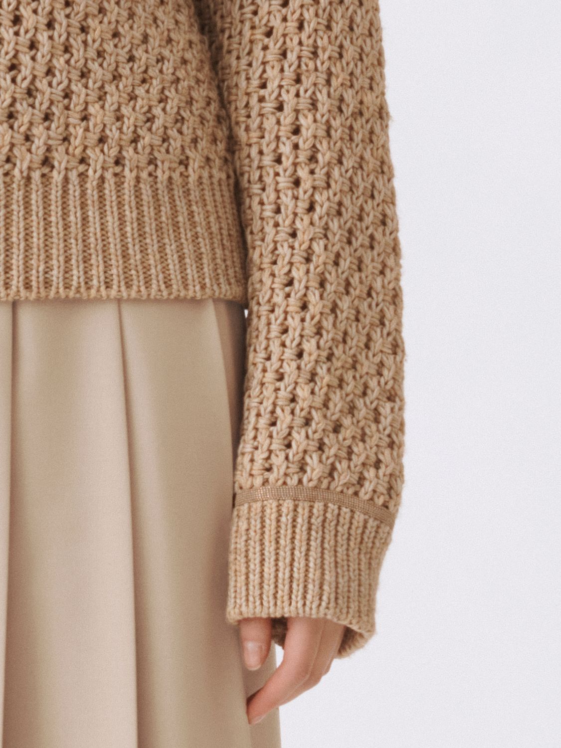 Sweater Woman color Beige