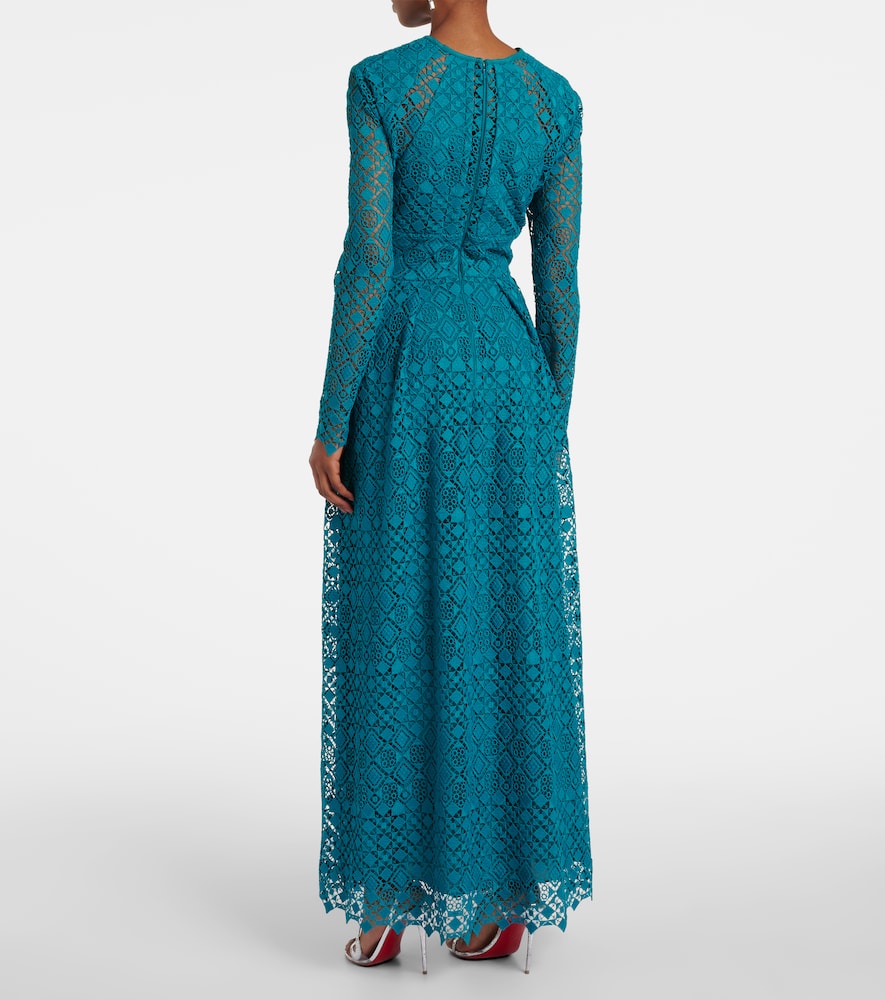 Macramé gown