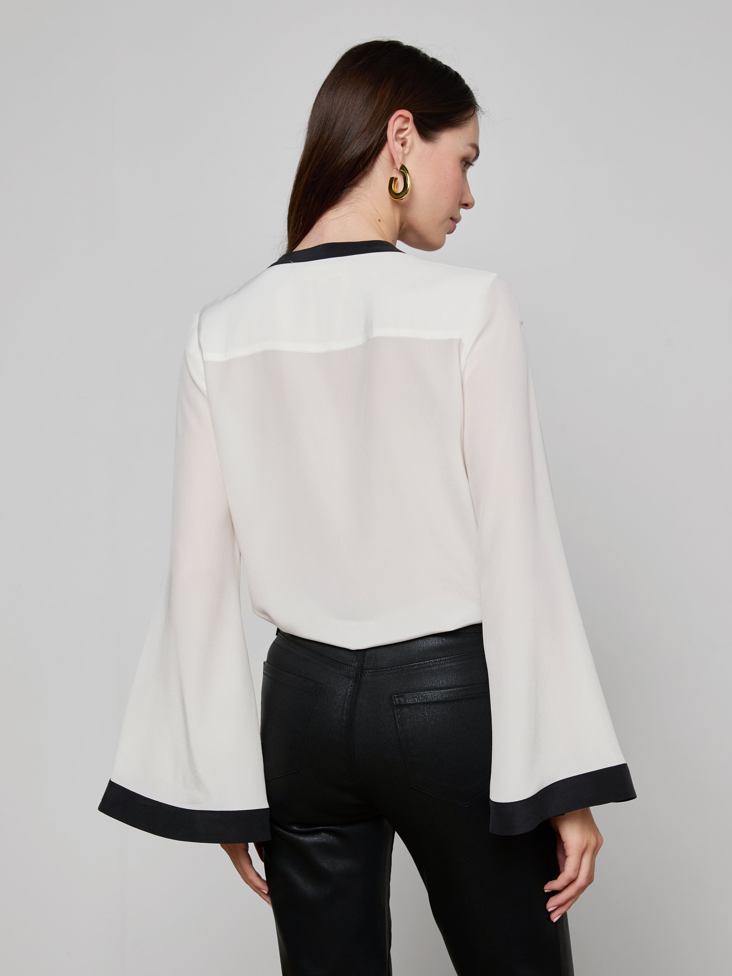 Charlize Silk Blouse Top In Ivory/black