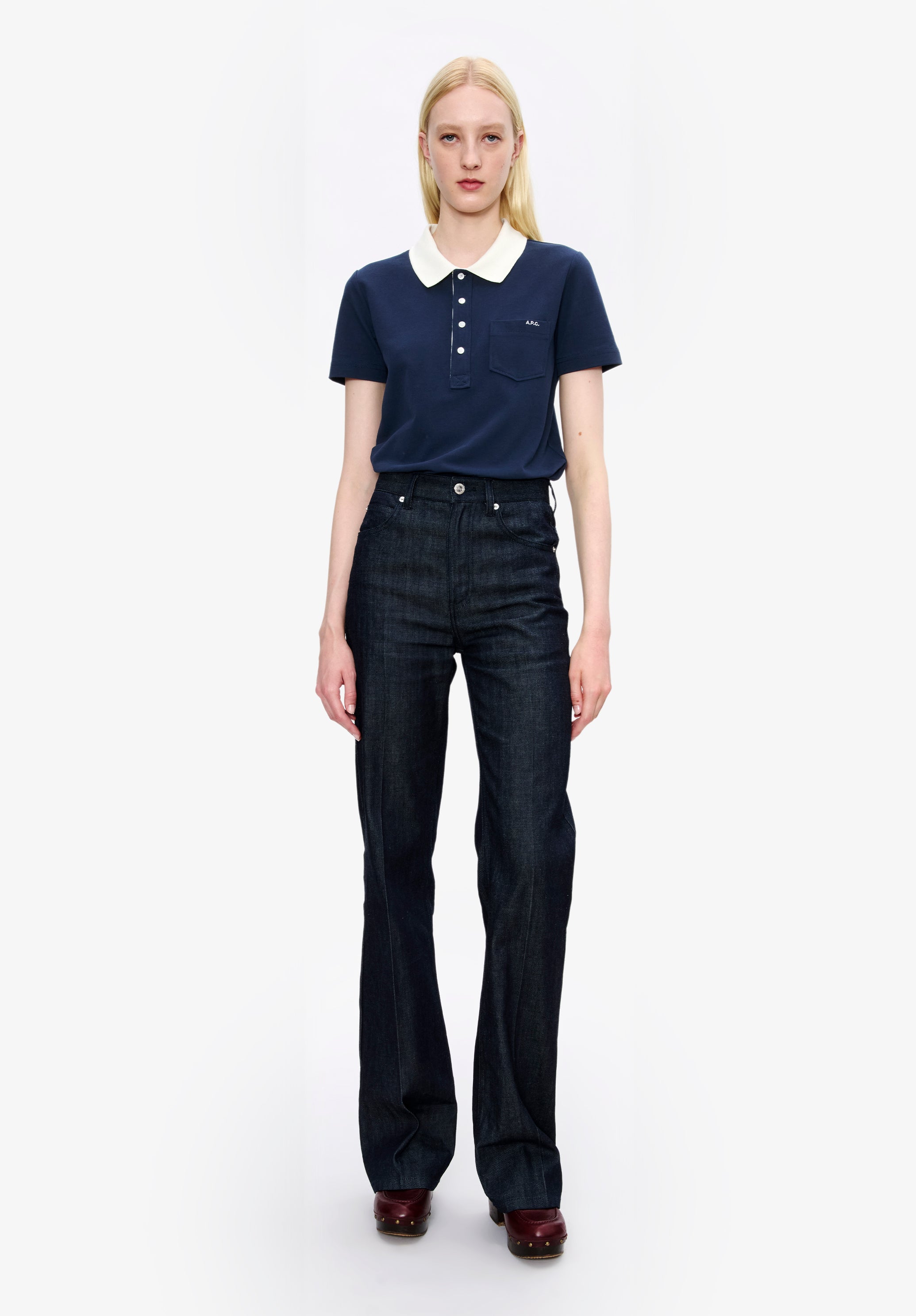 A. P.C. Women's Domino jeans Size: 24 in Dark indigo