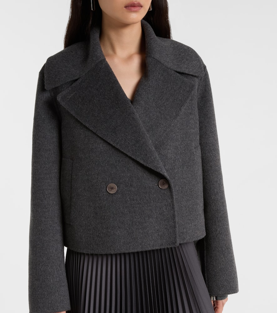 Cropped wool and cashmere peacoat