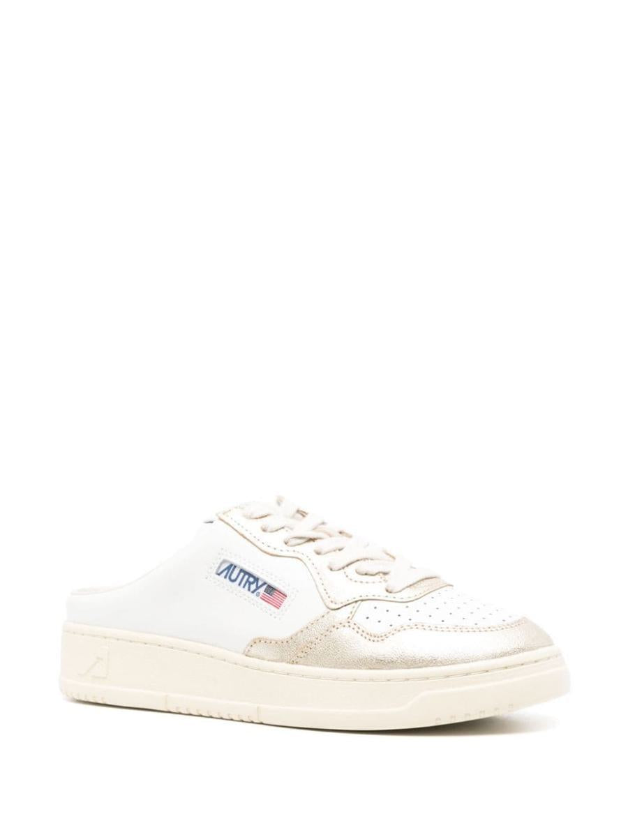 Medalist Low Mule Sneakers in Wht/Platinum