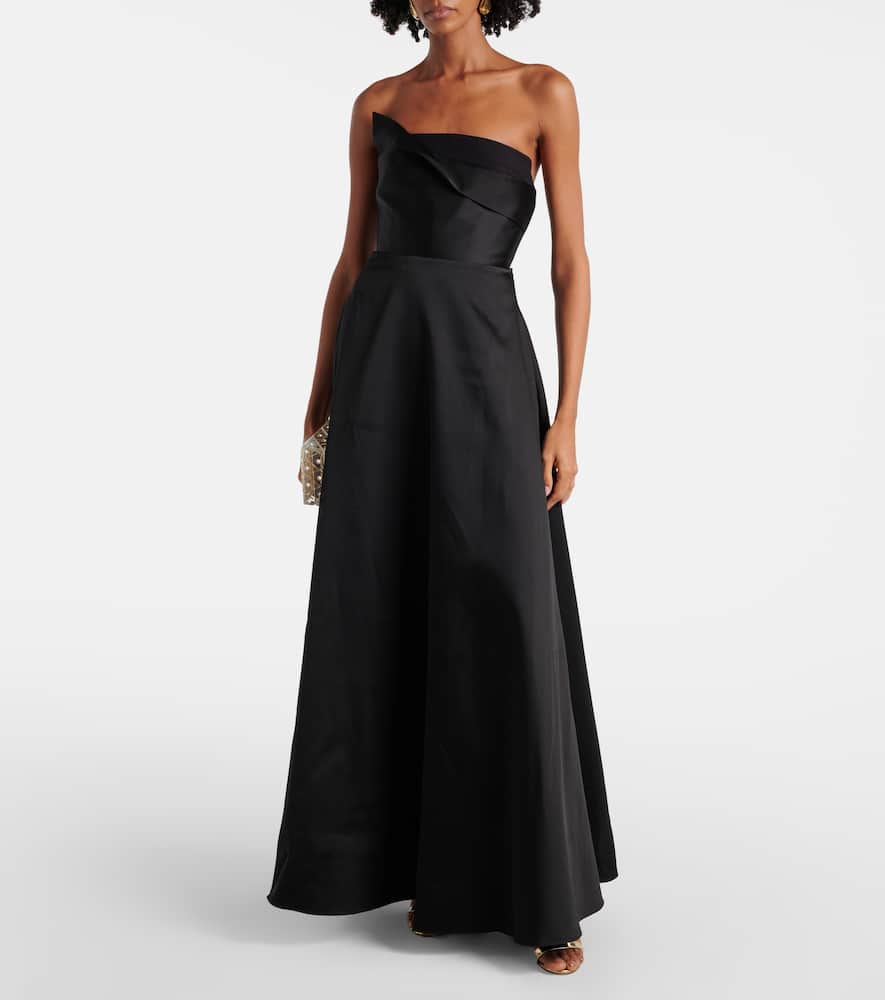 Strapless taffeta gown