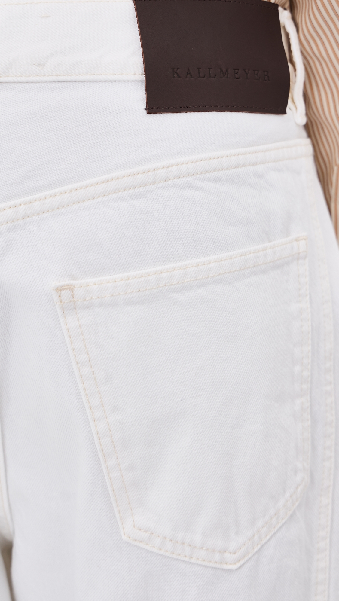 Callum Barrel Jeans Talc