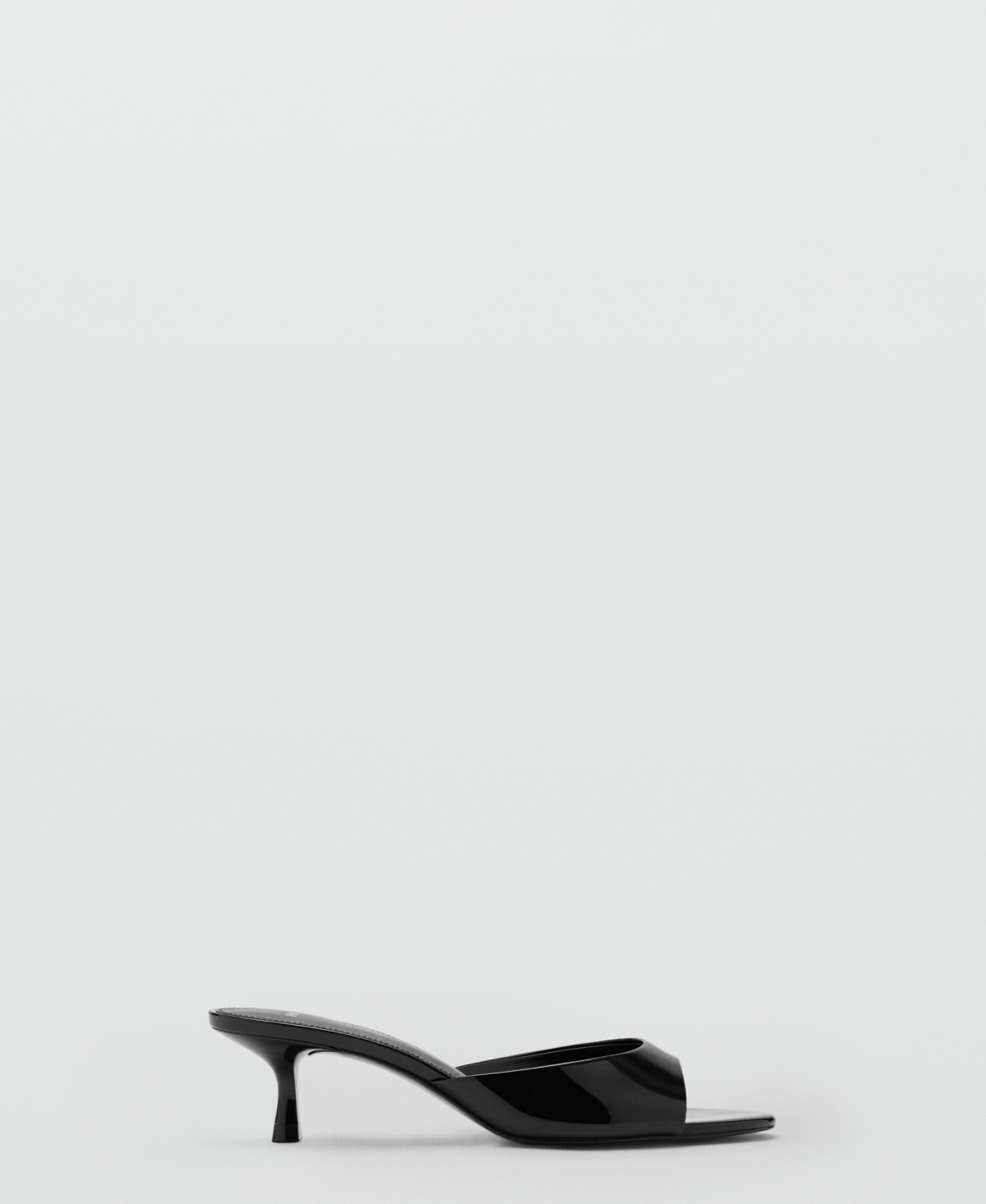 Women's Strap Kitten-Heel Sandals - Black