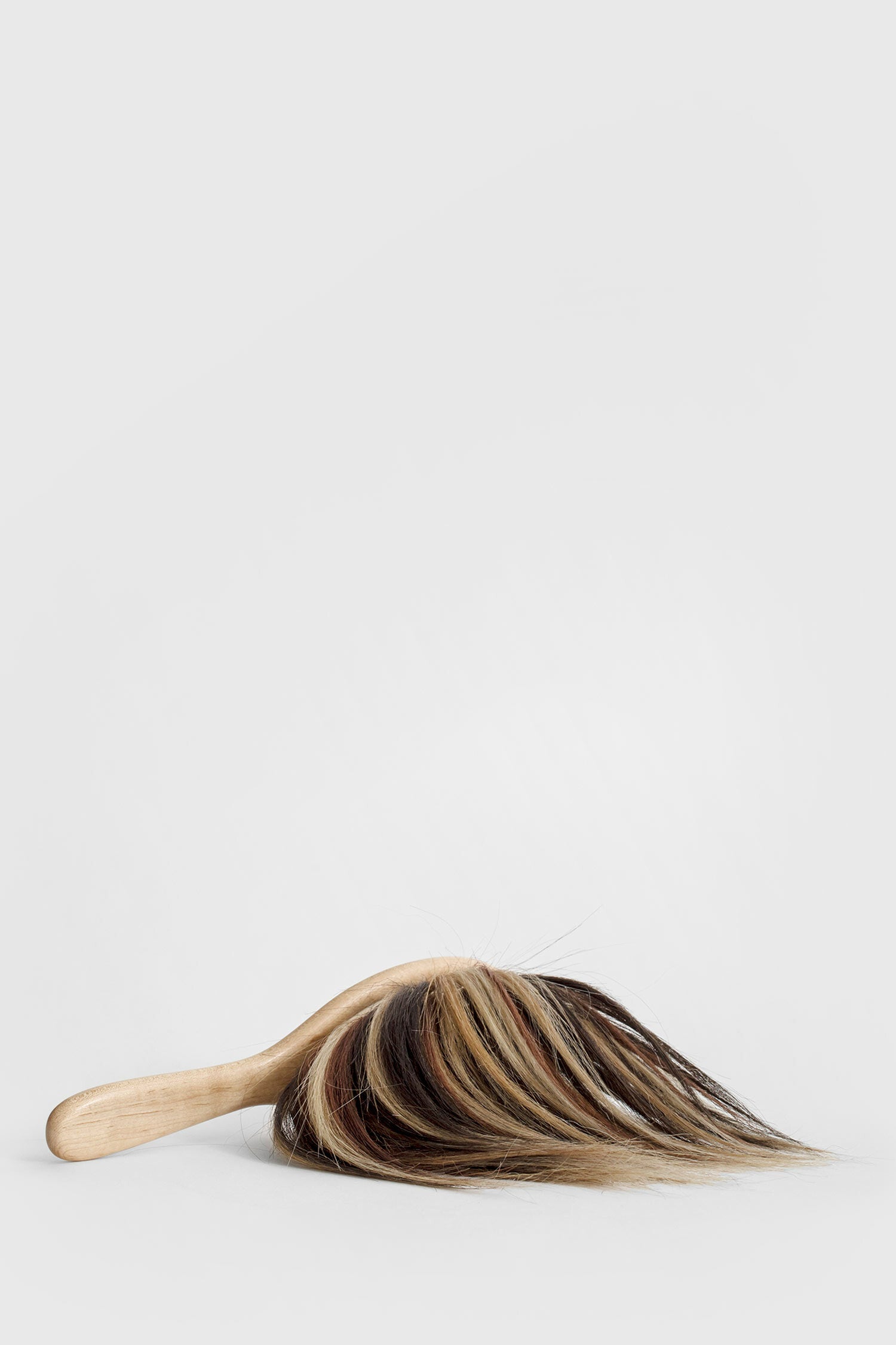 UNISEX BROWN OBJECTS