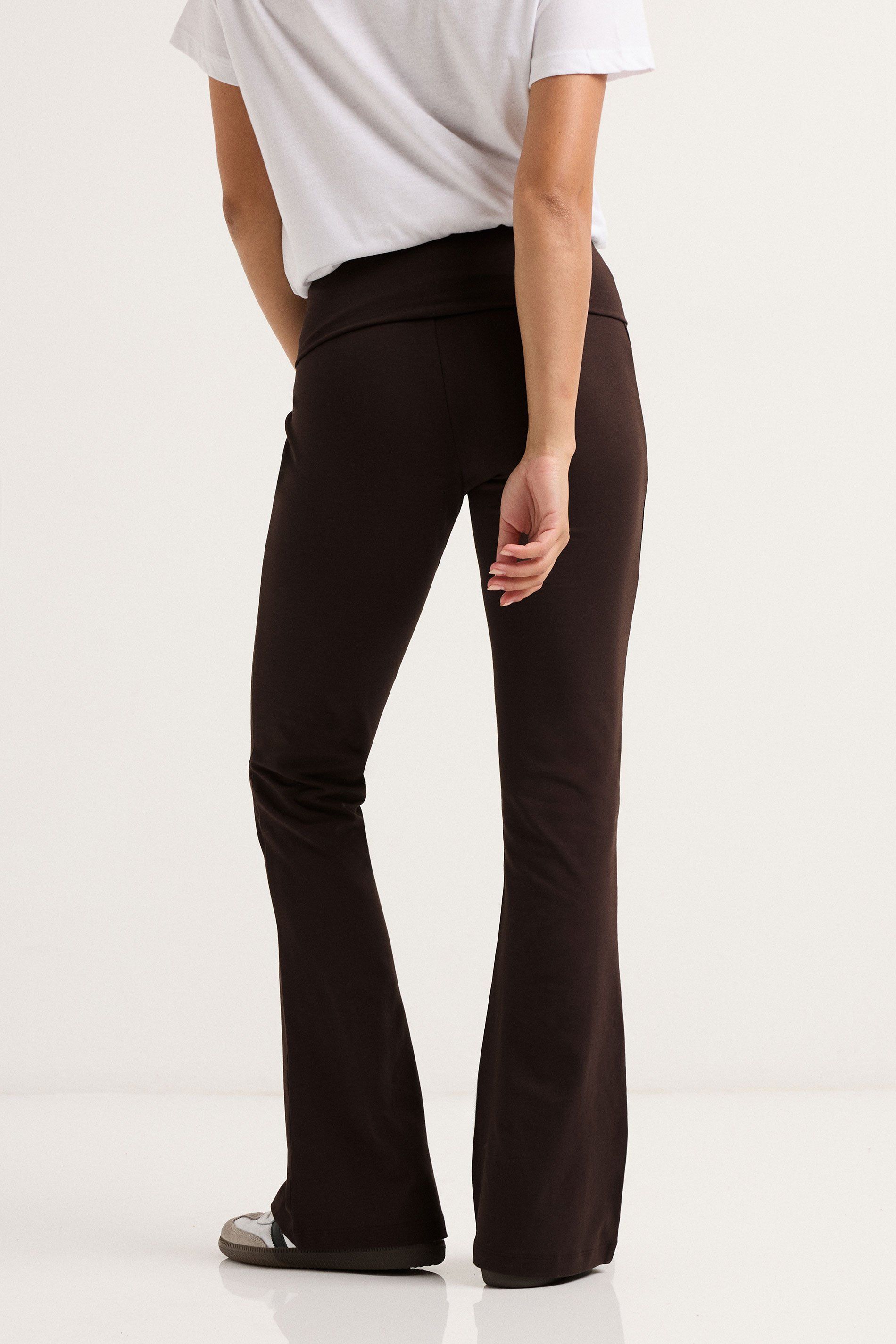 Petite Fold Over Flared Leggings