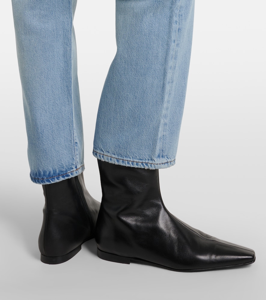 The Off Duty Hang straight jeans