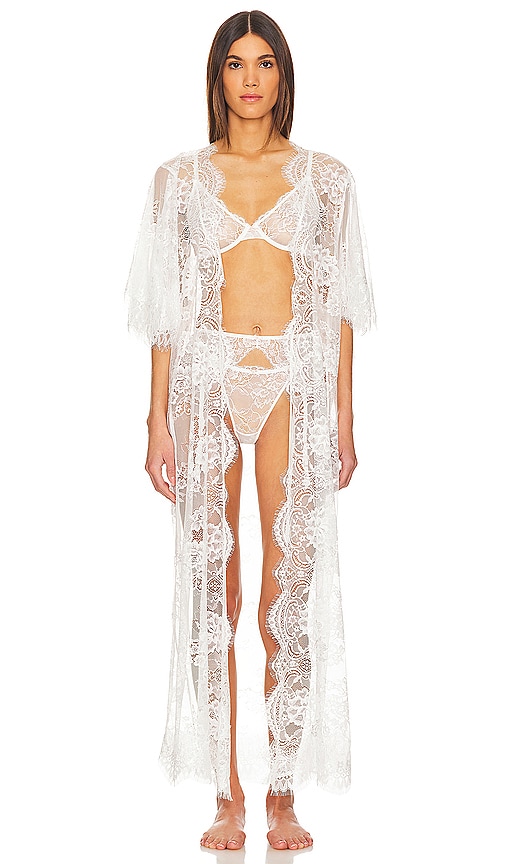 Homebodii Kassiah Robe in White. -  L also in XL/1X