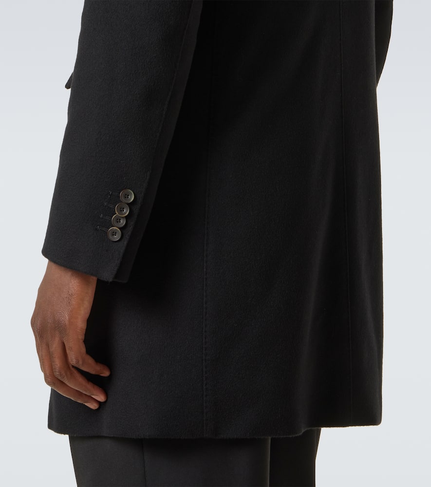 Cashmere coat