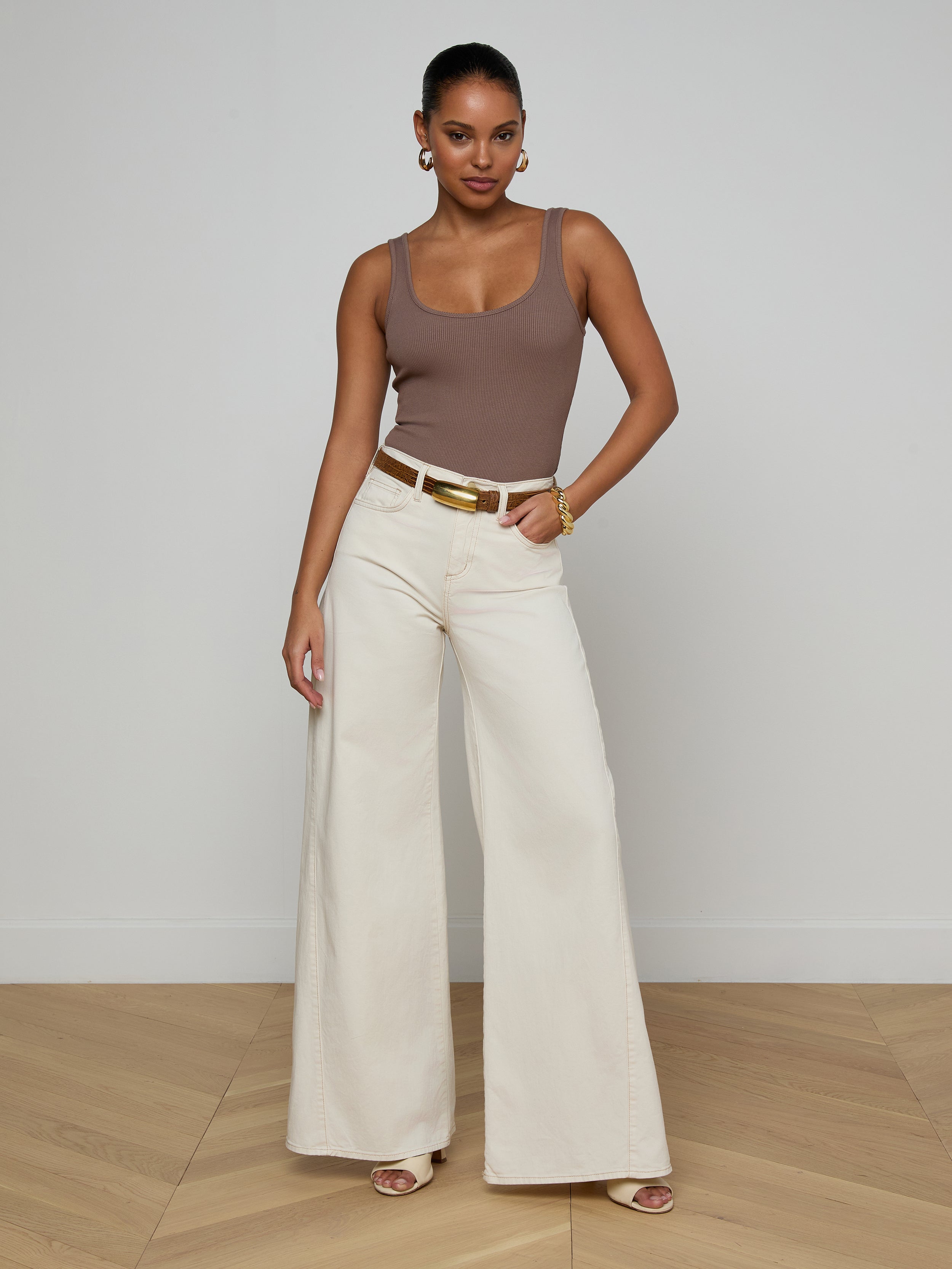 Nica Scoopneck Bodysuit In Light Mink