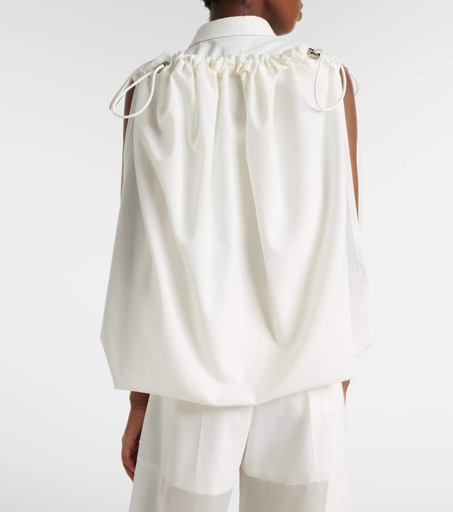 Gathered shirt