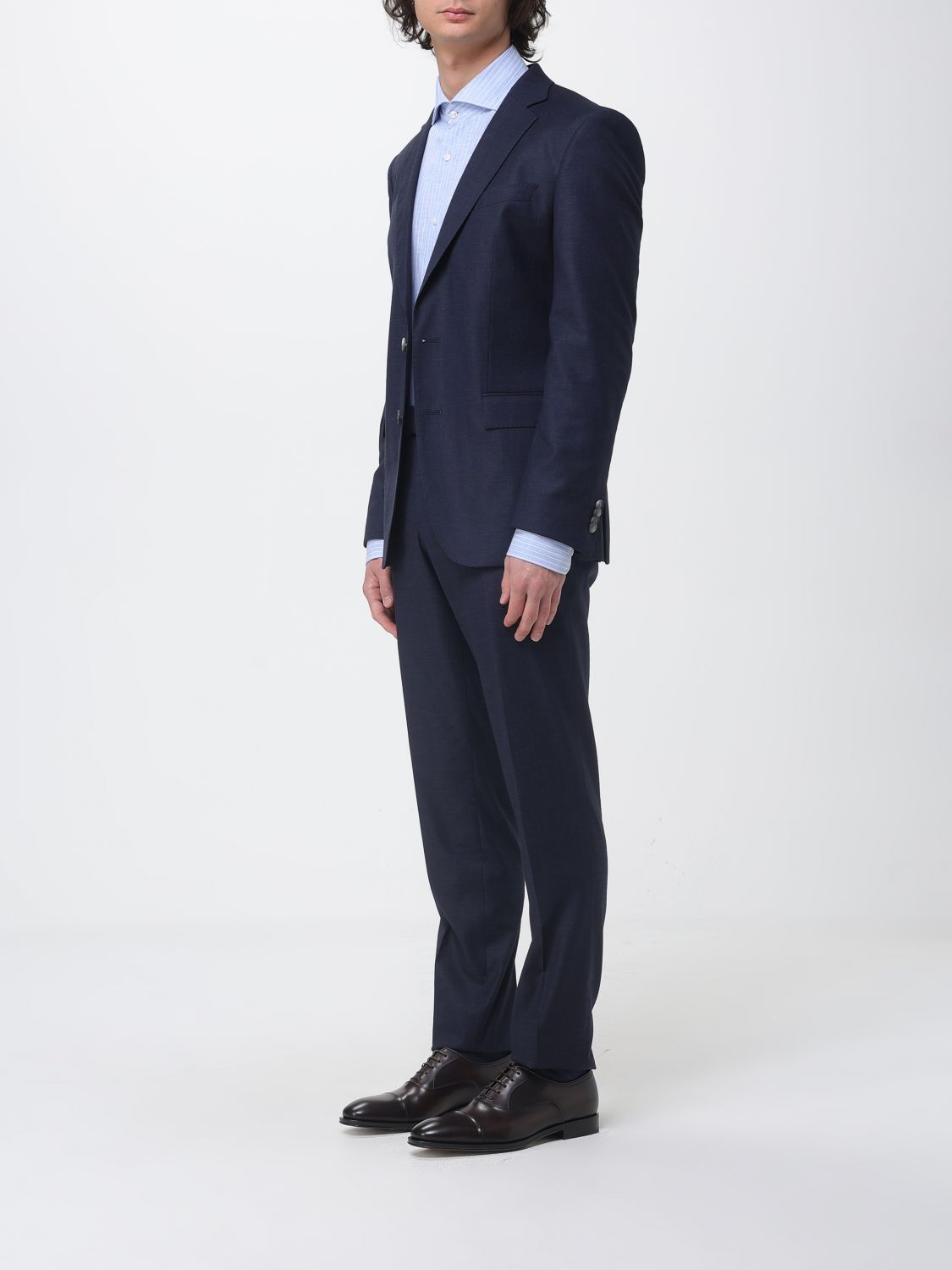 Suit Men color Blue