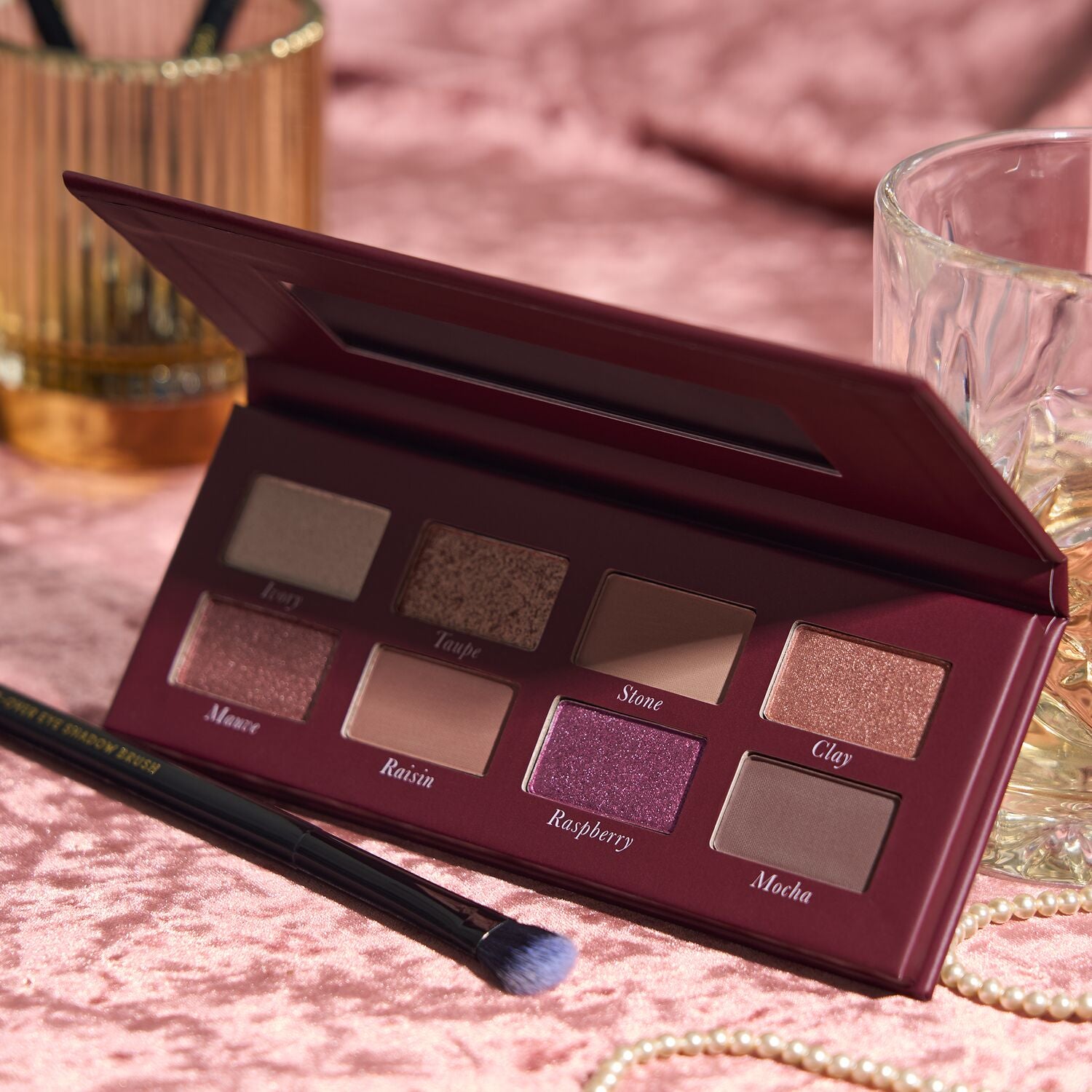 Blend Away Berry & Bright 8 Multi-Finish Eyeshadows