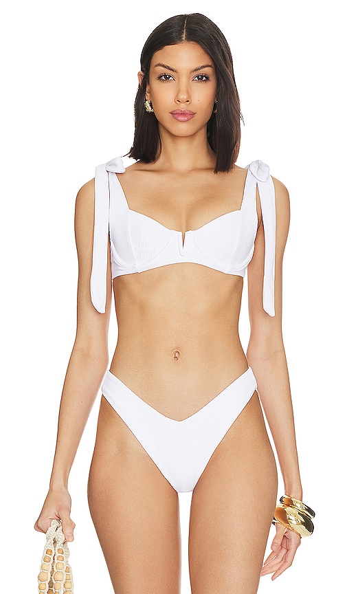 BEACH RIOT Blair Bikini Top in White. -  XS also in L, M