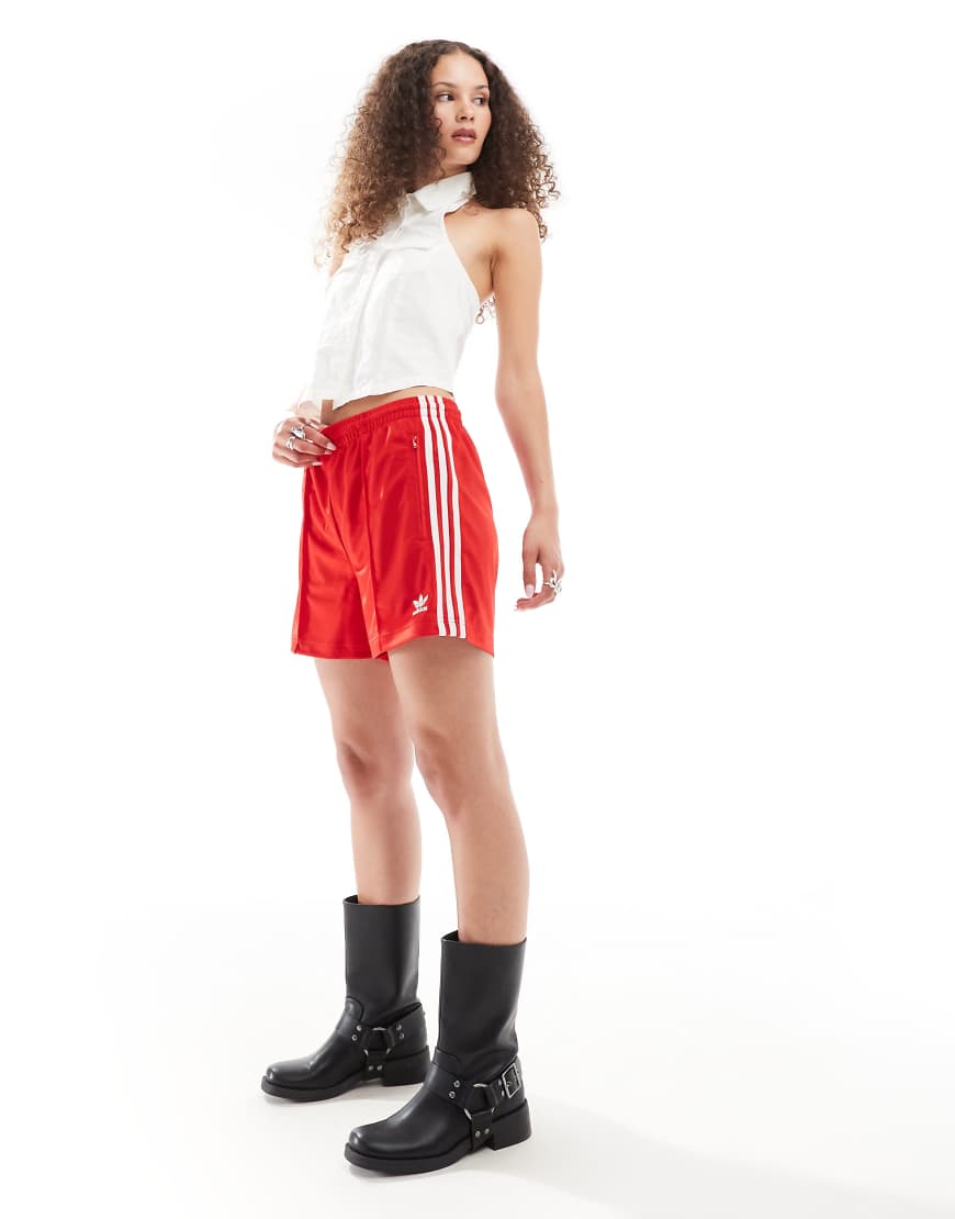 Adicolor Firebird shorts in red