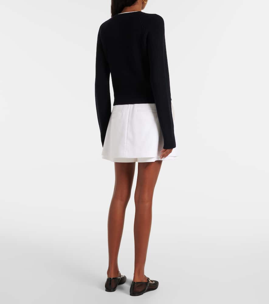 Wool and cashmere sweater