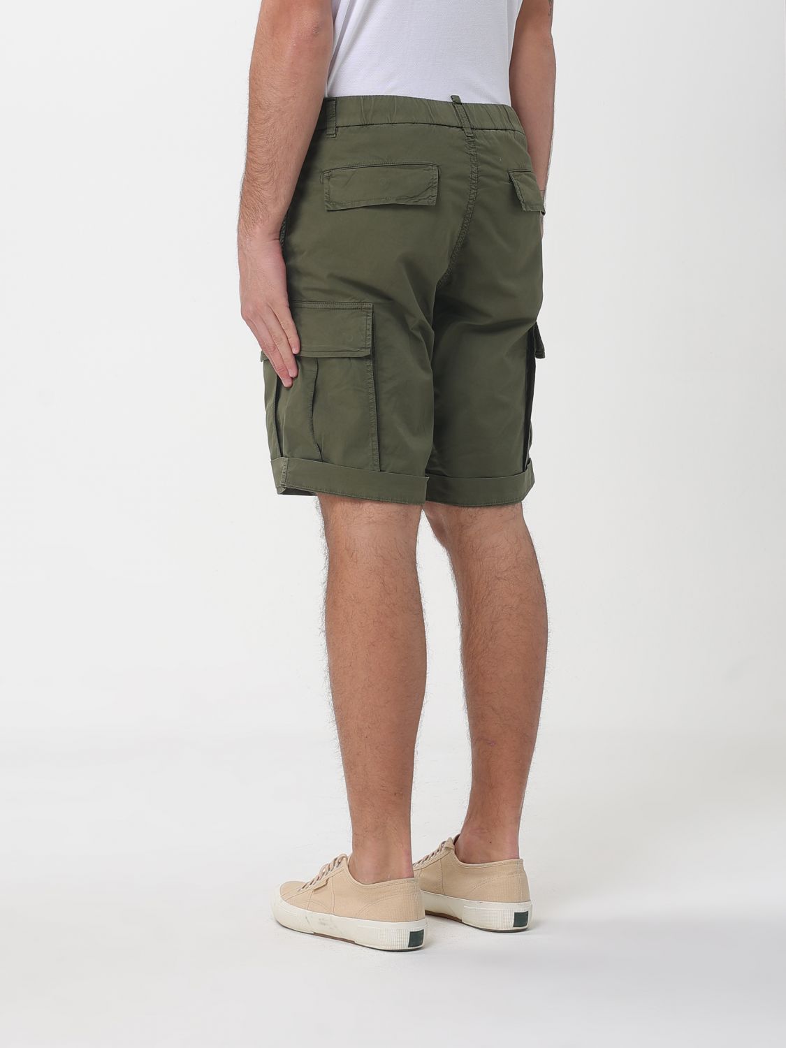 Shorts Men color Forest Green