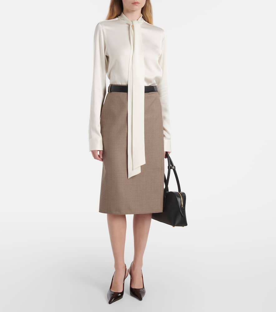 Houndstooth wool pencil skirt