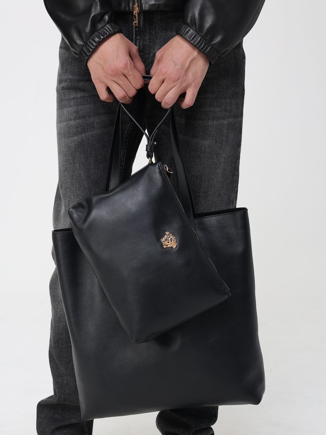 베르사체 남성 Medusa leather clutch bag - Blue 10206661A14675
