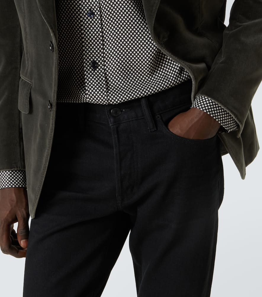 Mid-rise straight jeans
