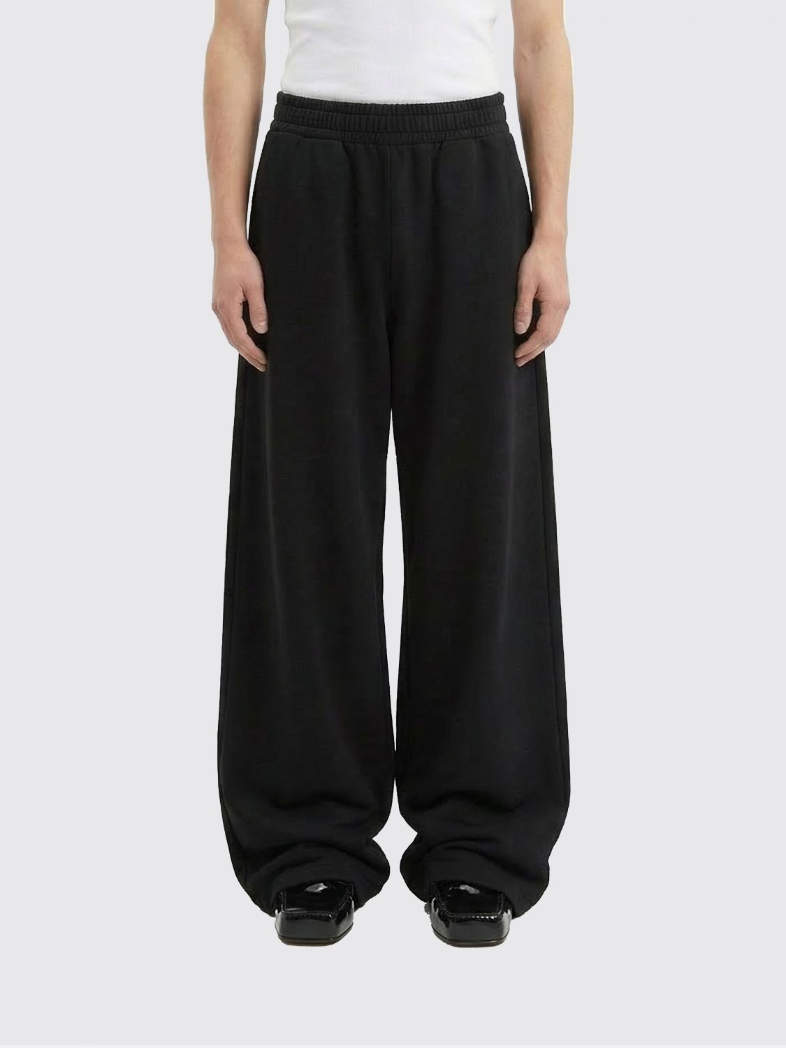 The Round Jogging Pants Black