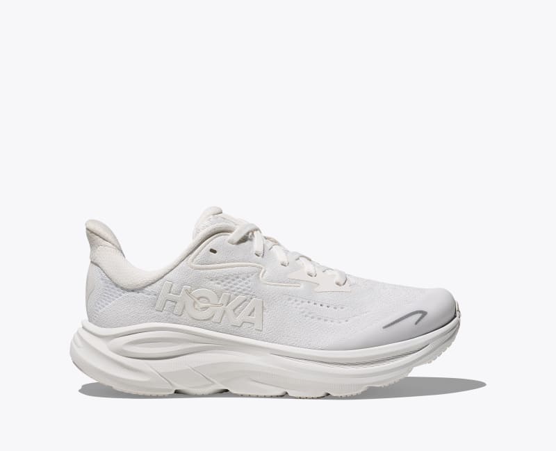 HOKA Clifton 10 Shoes in White/White