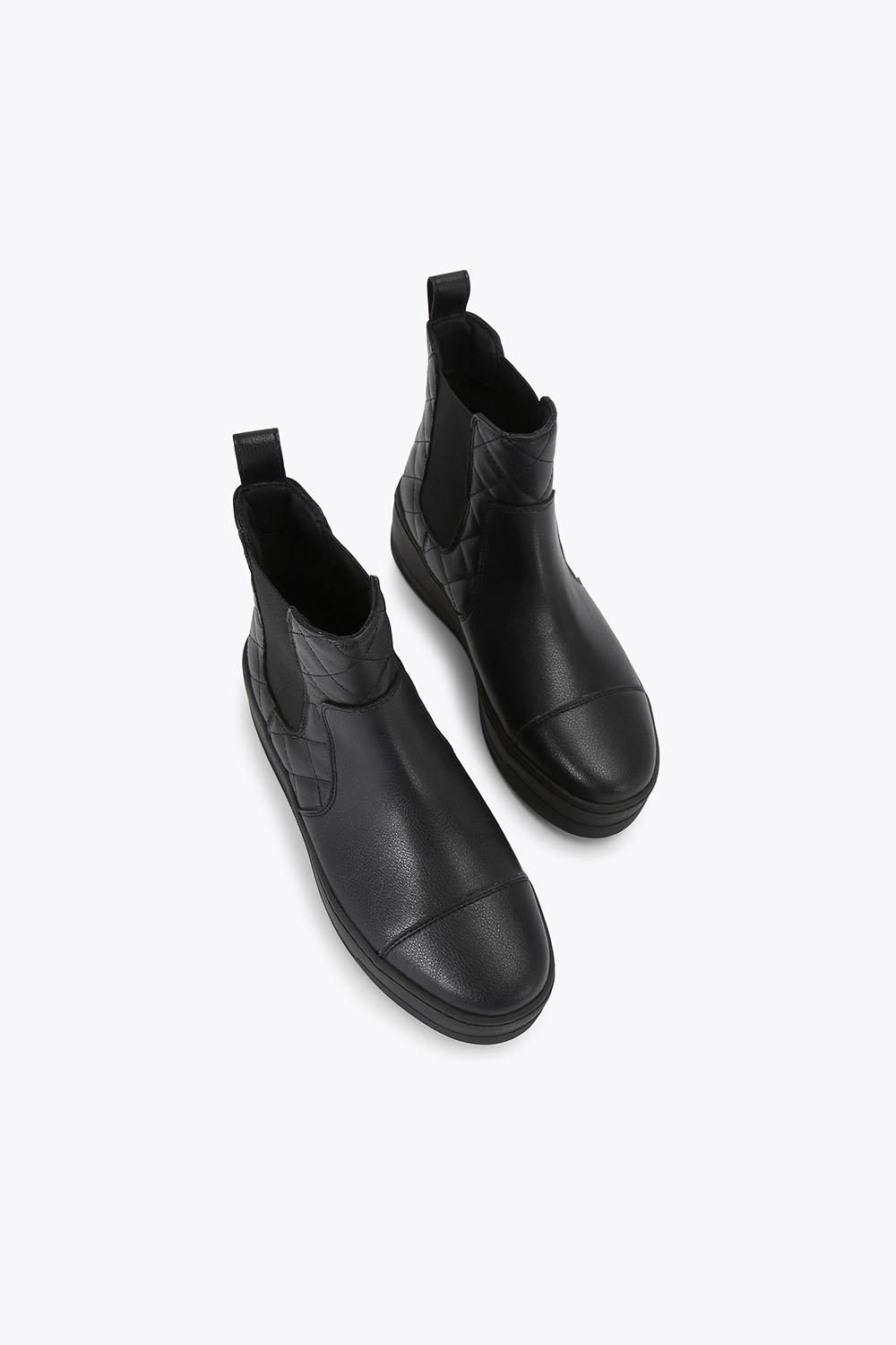 Carvela 'connected Quilt Boot' Boots In Black