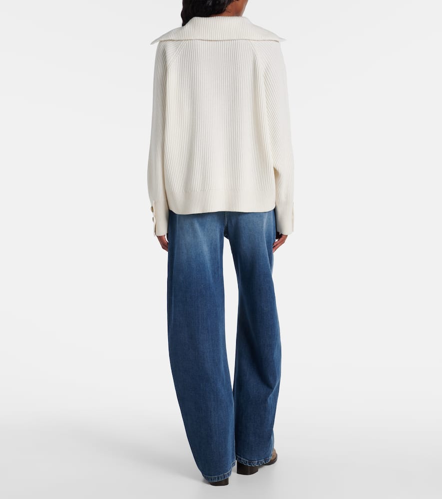 Wool, cashmere and silk sweater